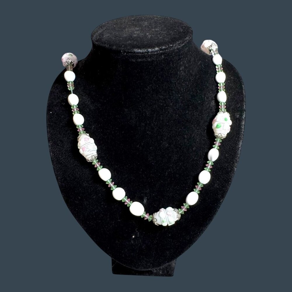 Vtg 26" Milk Glass Beaded Lampwork Necklace Floral Accents Statement Gold Tone